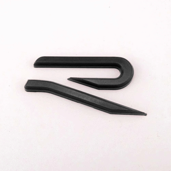 Emblem R Line e zezë